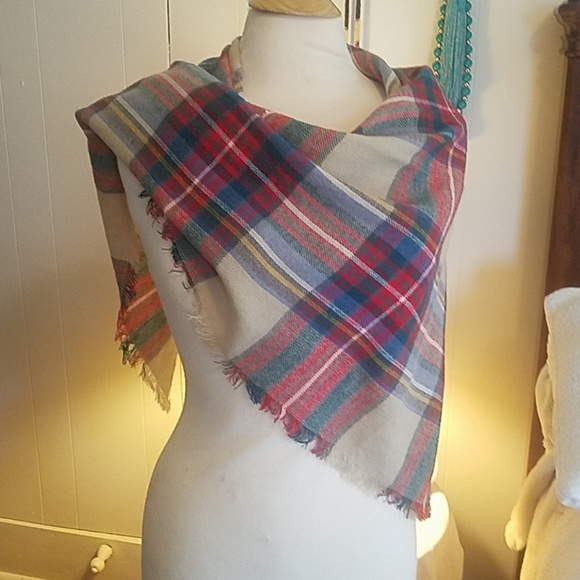 NEW Shall scarf buffalo plaid - Picture 2 of 7